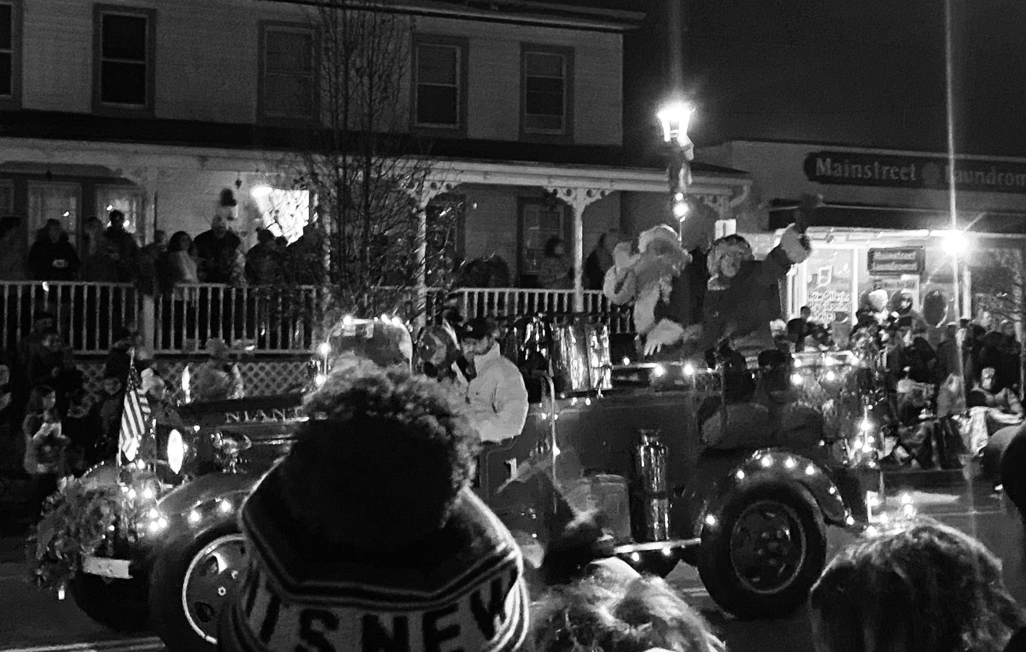 Niantic Light Parade