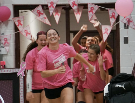 EL Wears Pink For Breast Cancer Awareness